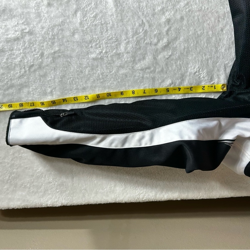 SHIFT Women’s Black and White Padded Motorcycle Jacket Size Large - Picture 16 of 16